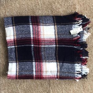 Thin Blanket Scarf